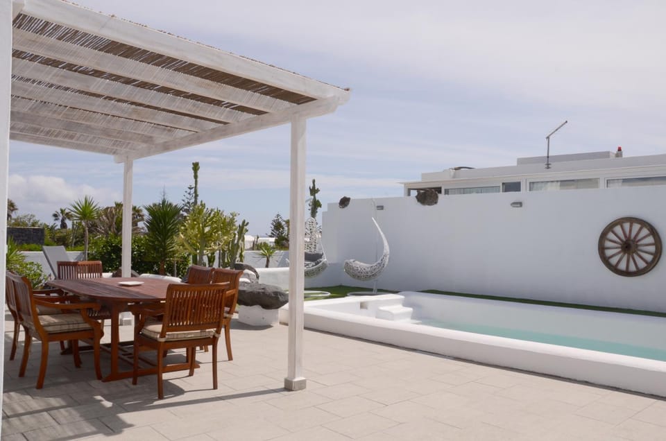 Patio, Garden, Balcony/Terrace, Swimming pool