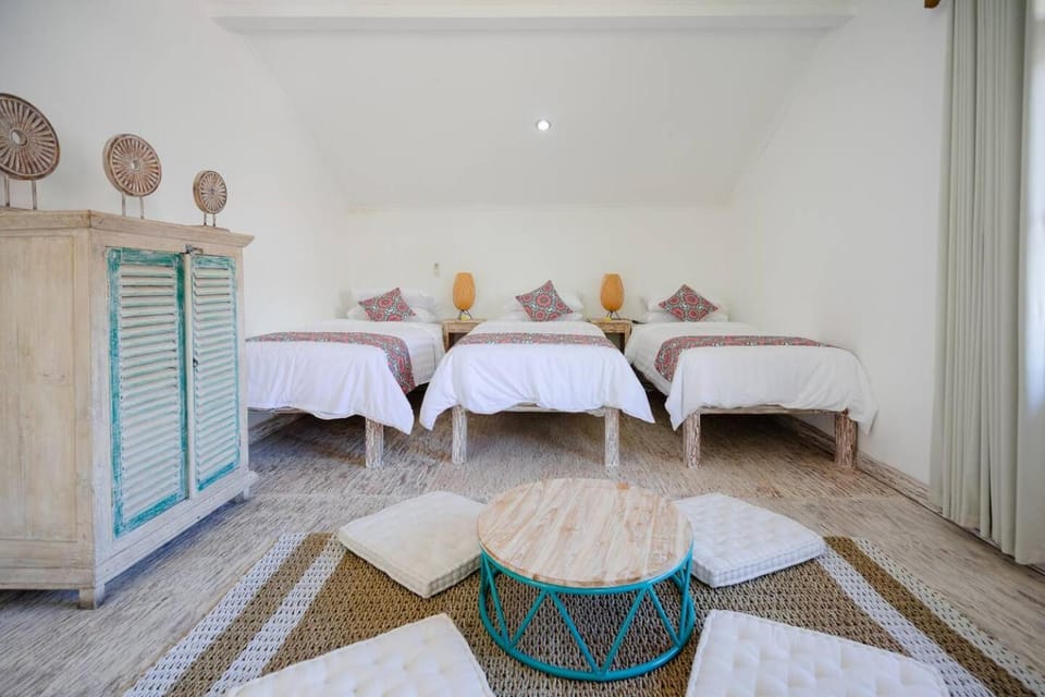 Tropical House - Garlic Lane Villa in Kuta