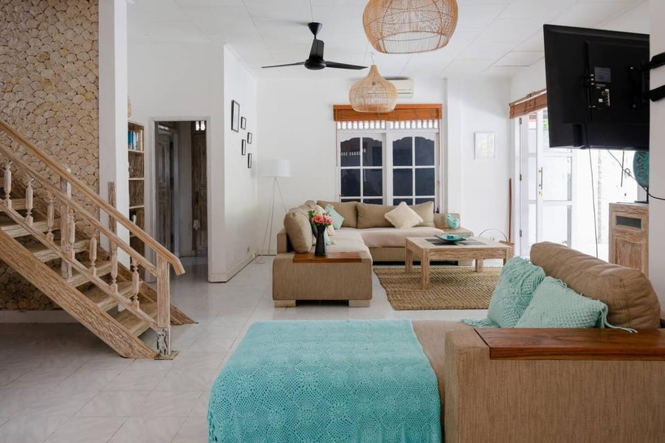 Tropical House - Garlic Lane Villa in Kuta