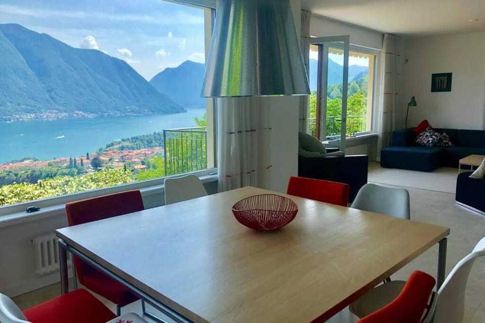 Dining area, Lake view, Mountain view