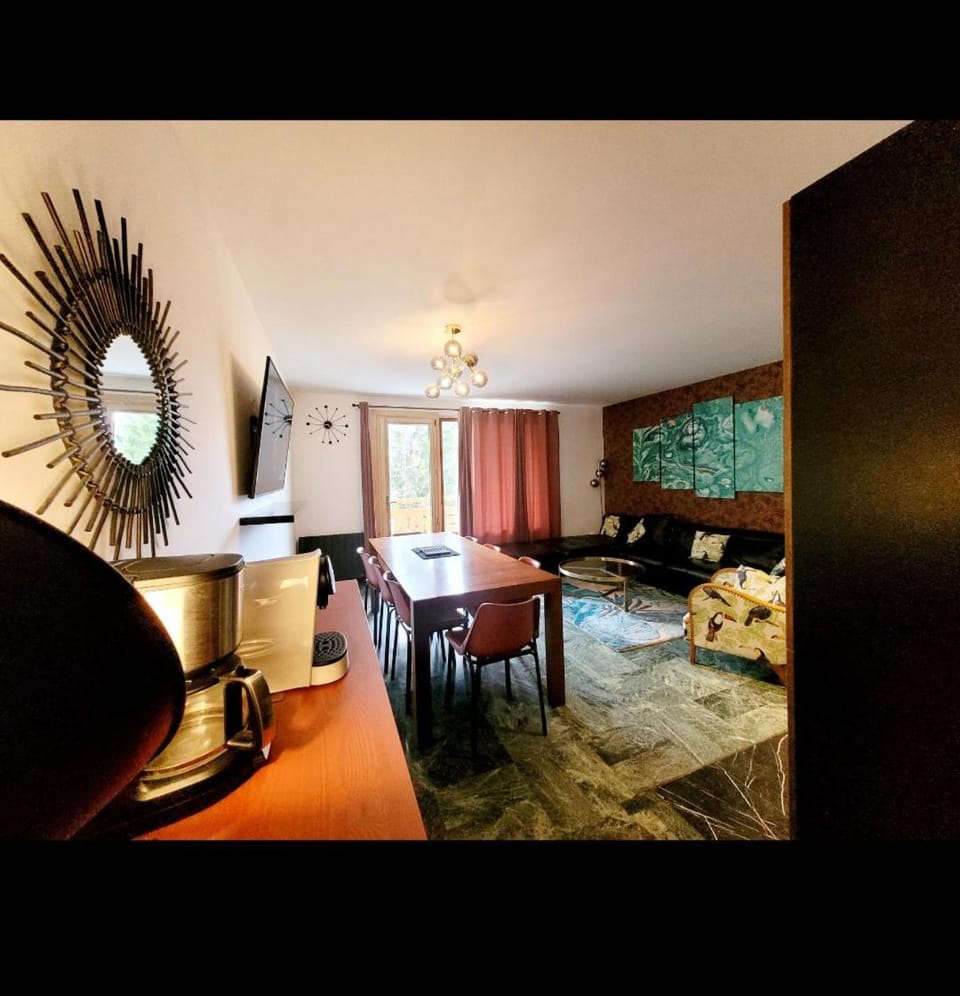 Vue Magic Muzelle sur terrasse Sud Confort top pres pistes parking central Apartment in Les Deux Alpes