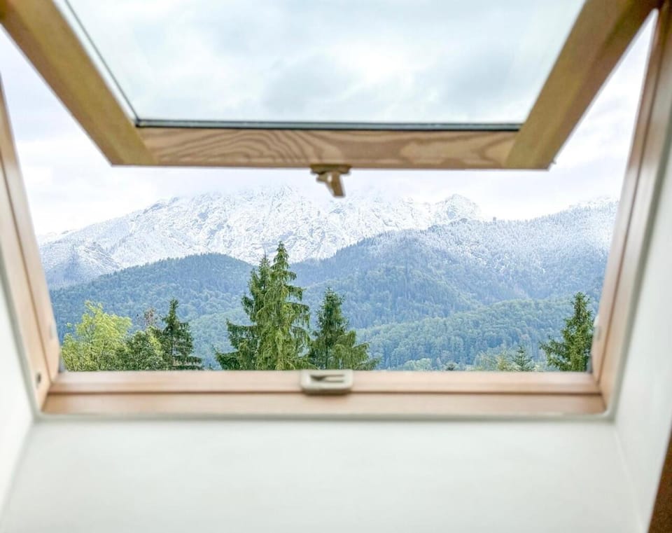 Day, Natural landscape, Mountain view
