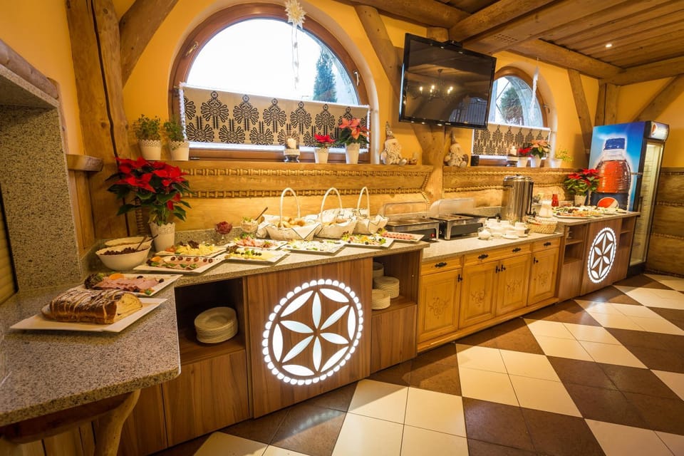 On site, Buffet breakfast