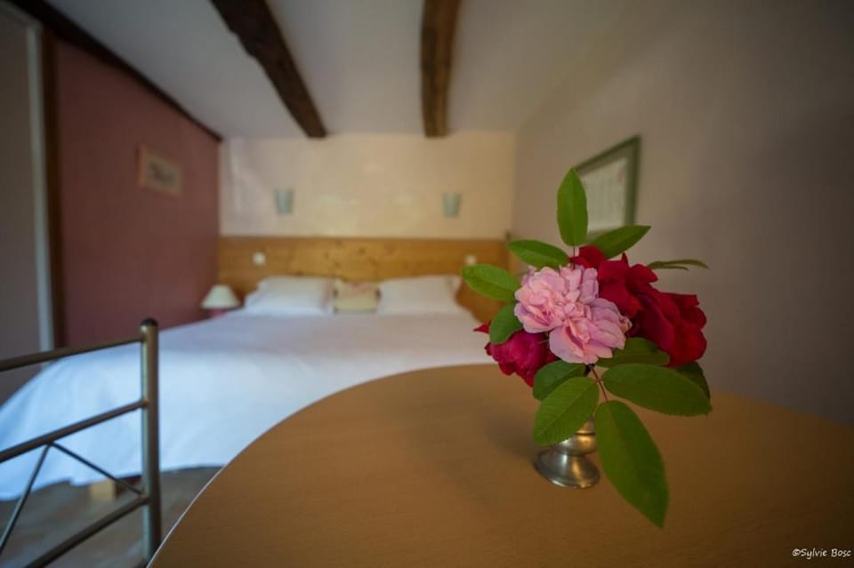 Chambre d'hotes La Source Aveyron Bed and Breakfast in Occitanie