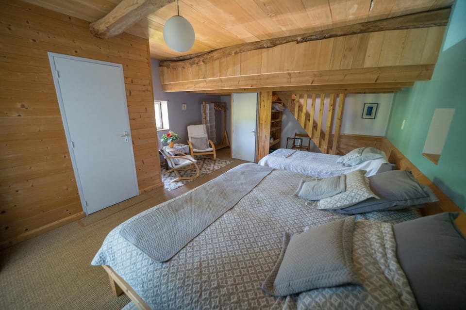 Chambre d'hotes La Source Aveyron Bed and Breakfast in Occitanie