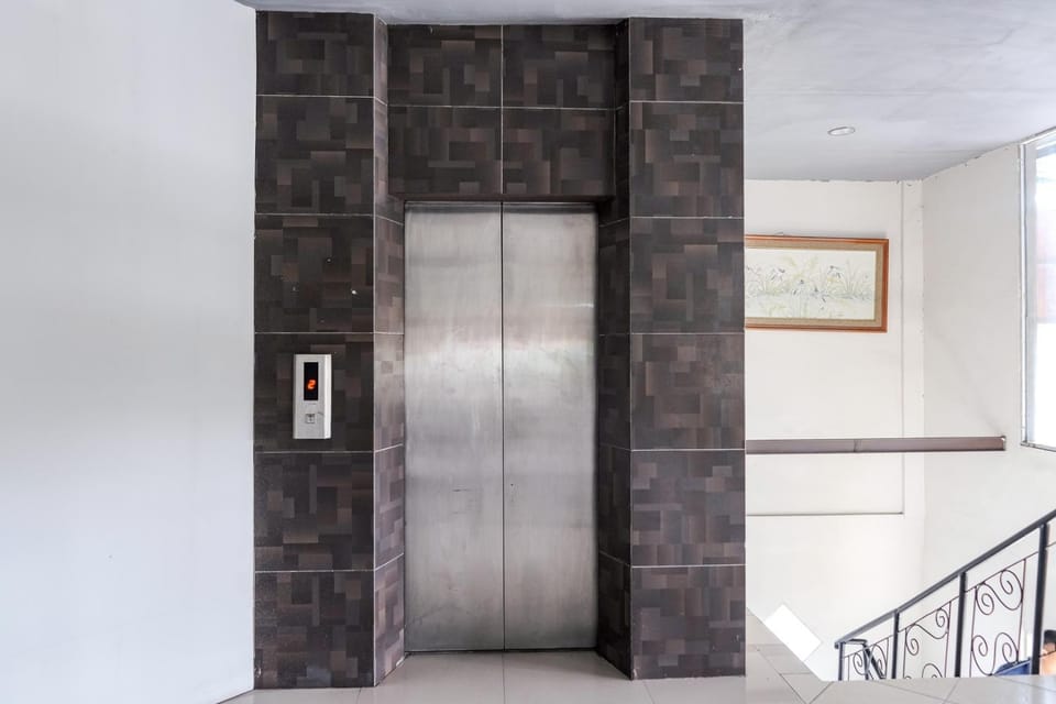 elevator