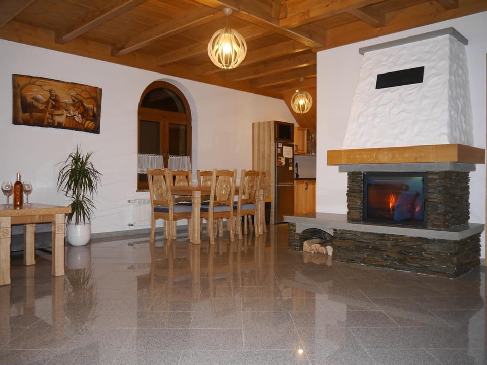 Apartament Modrzewiowy Raj Apartment in Lesser Poland Voivodeship
