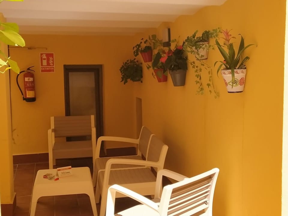 Property building, Balcony/Terrace
