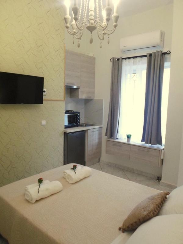 Communal lounge/ TV room, Bed, TV and multimedia, Photo of the whole room