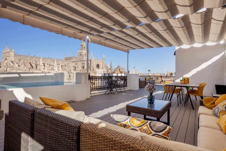 Balcony/Terrace, Pool view, Swimming pool