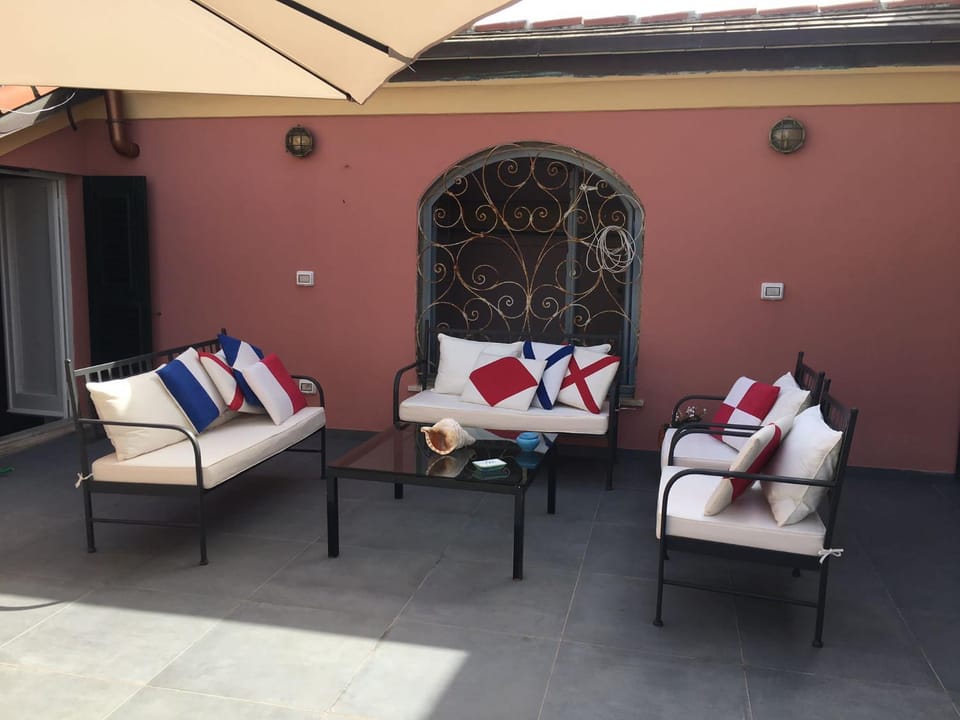 La Trabacca, attico nel pieno centro di Levanto House in Levanto