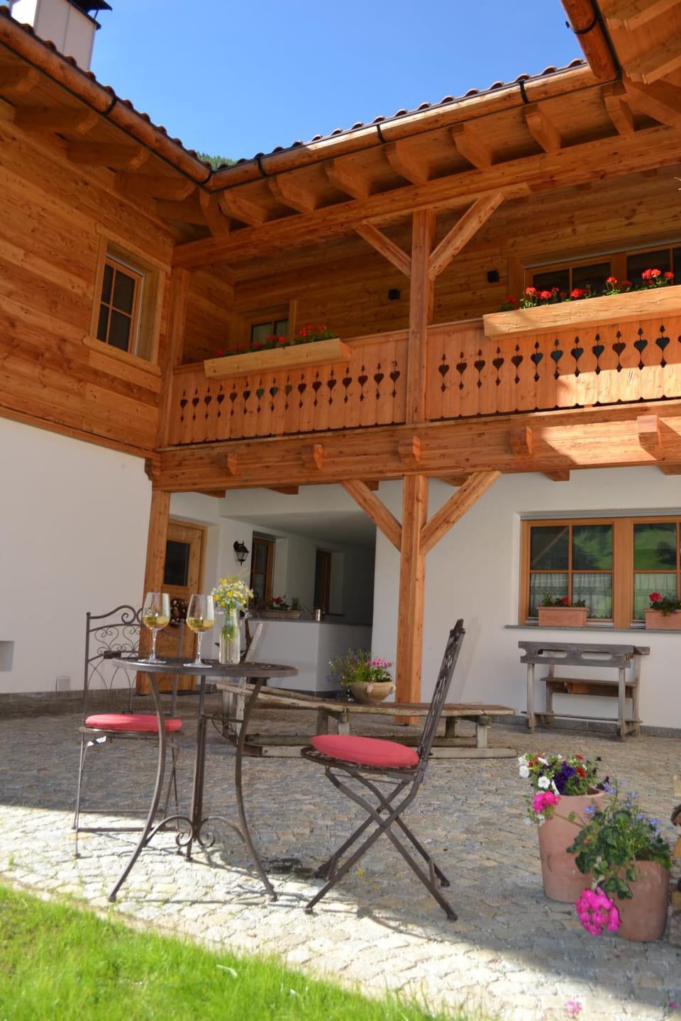 Patio, Garden, Lounge or bar