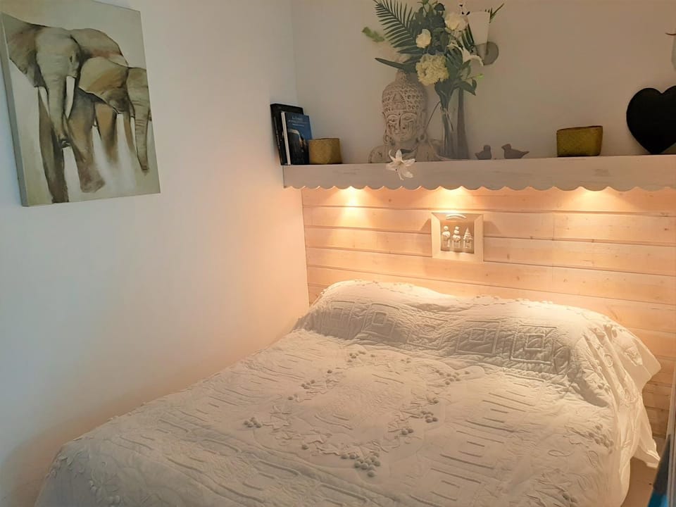 Terra-Crystal Apartment in Nouvelle-Aquitaine