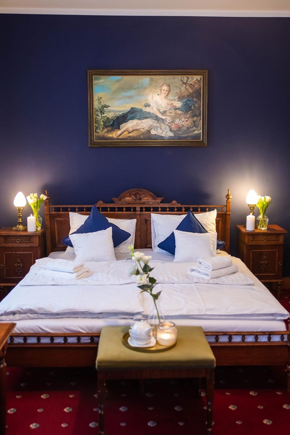 Bed, Photo of the whole room