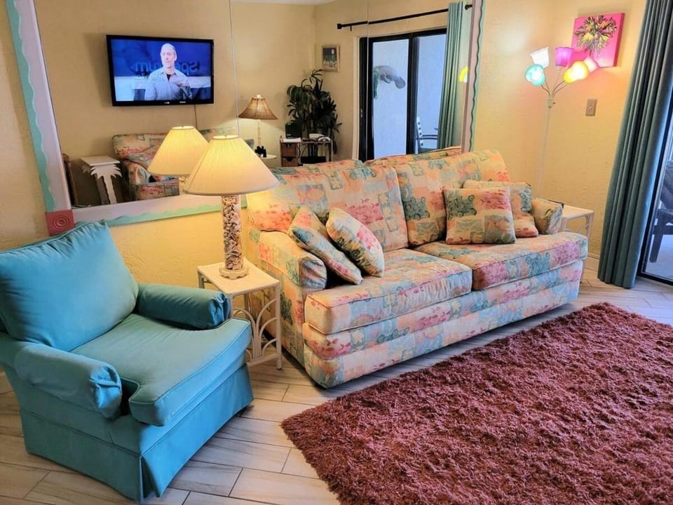 502 - Panoramic View to the East and South Apartment in Edgewater
