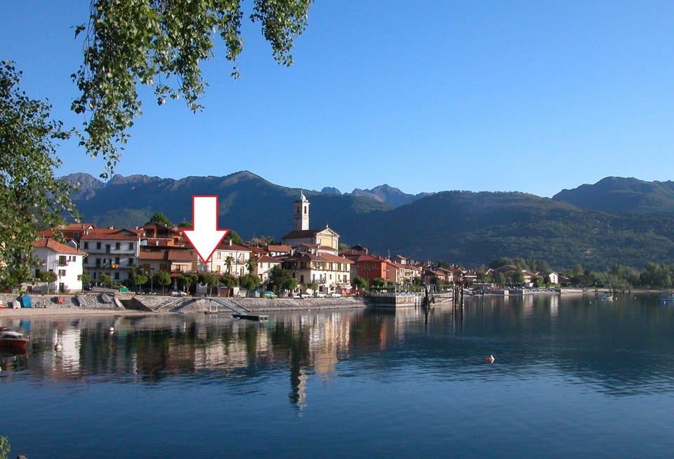 Neighbourhood, Landmark view