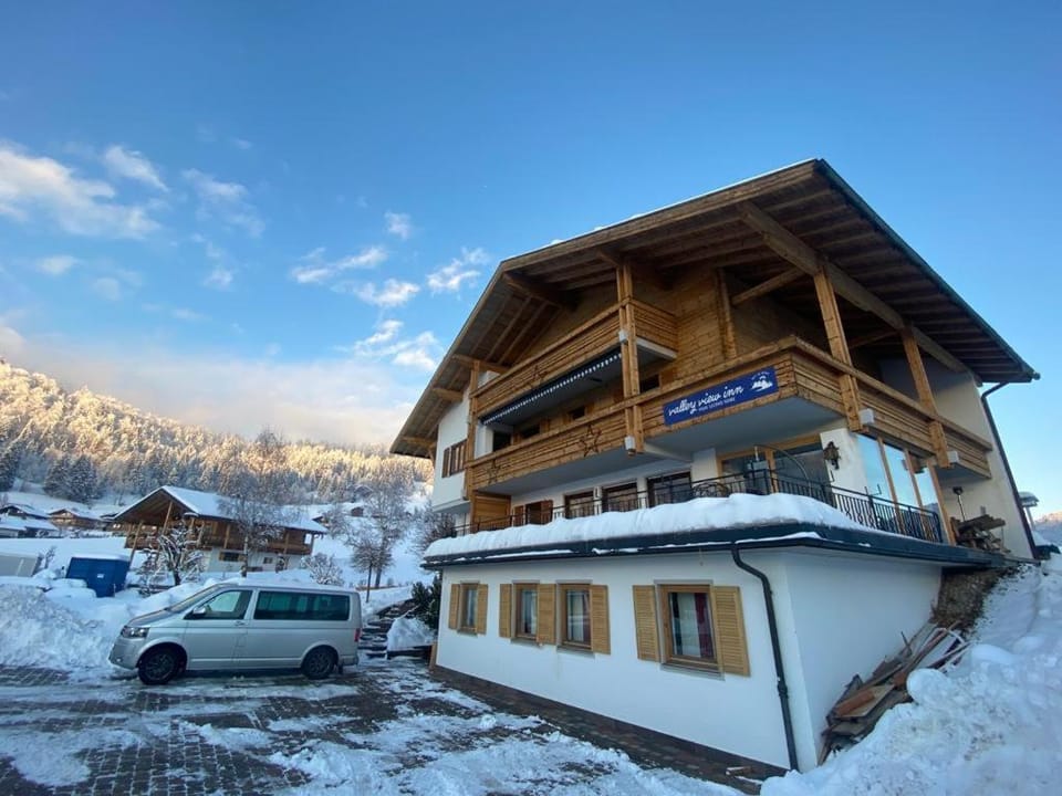 Property building, Winter