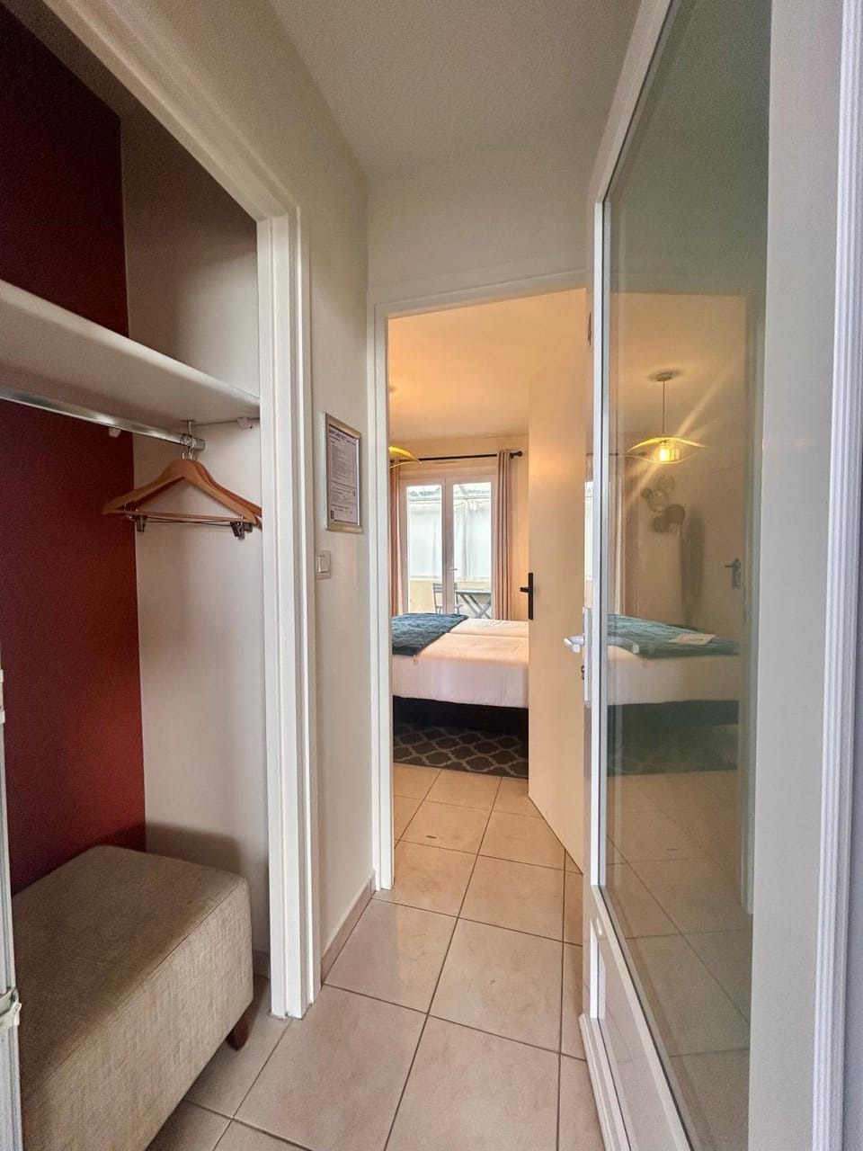 Photo of the whole room