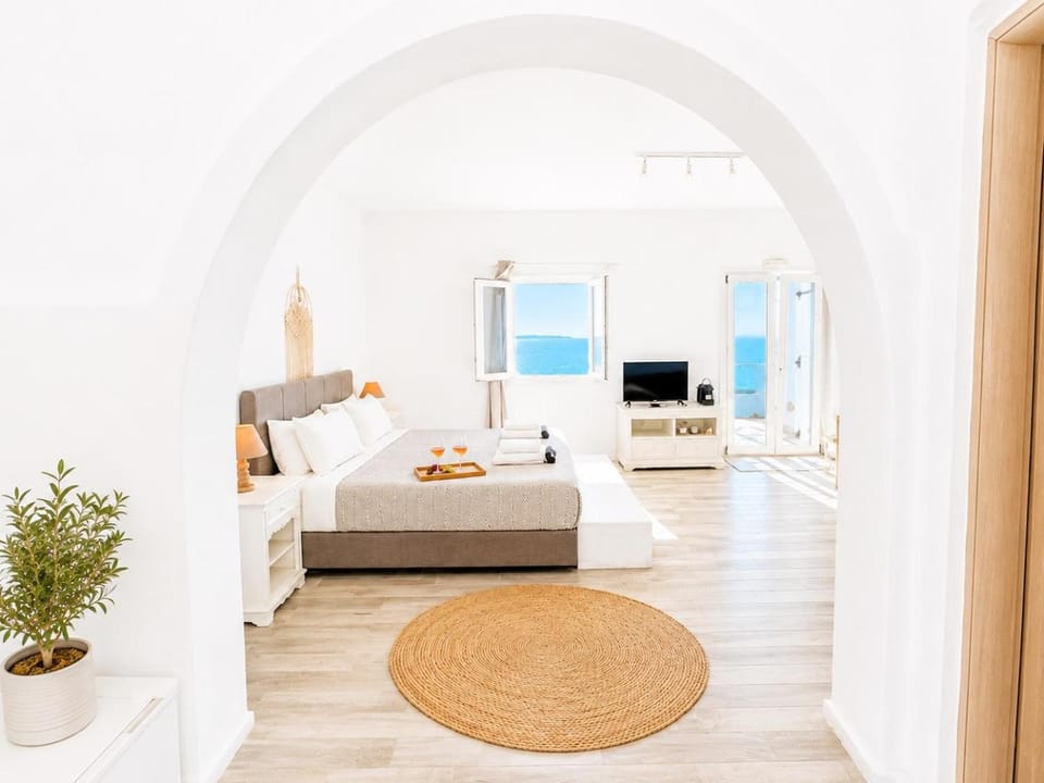 With-inn Mykonos Suites Bed and Breakfast in Mykonos, Mikonos 846 00, Greece