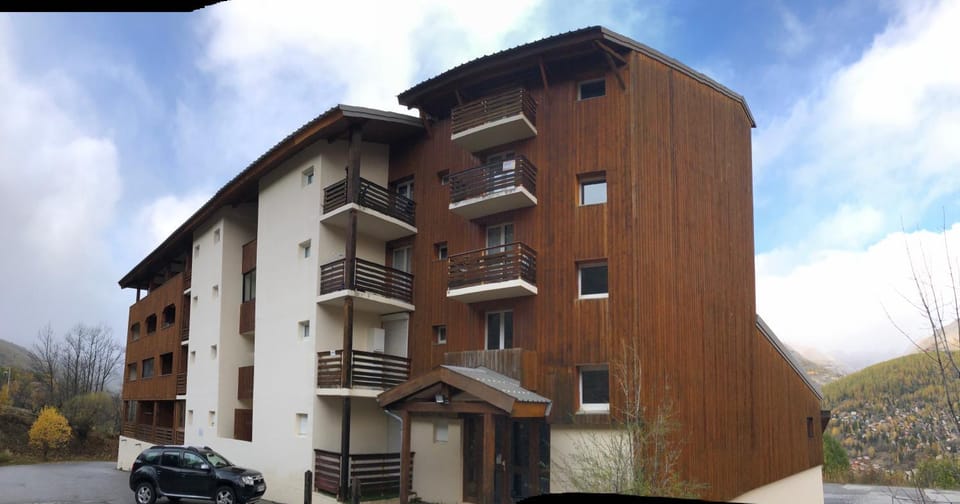 ALLOS Le Seignus studio 4 personnes aux pieds des pistes Apartment in Allos