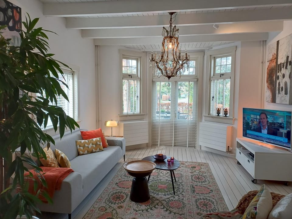 Ons Buiten Villa in Bergen