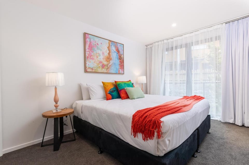 Spring, Bed, Bedroom