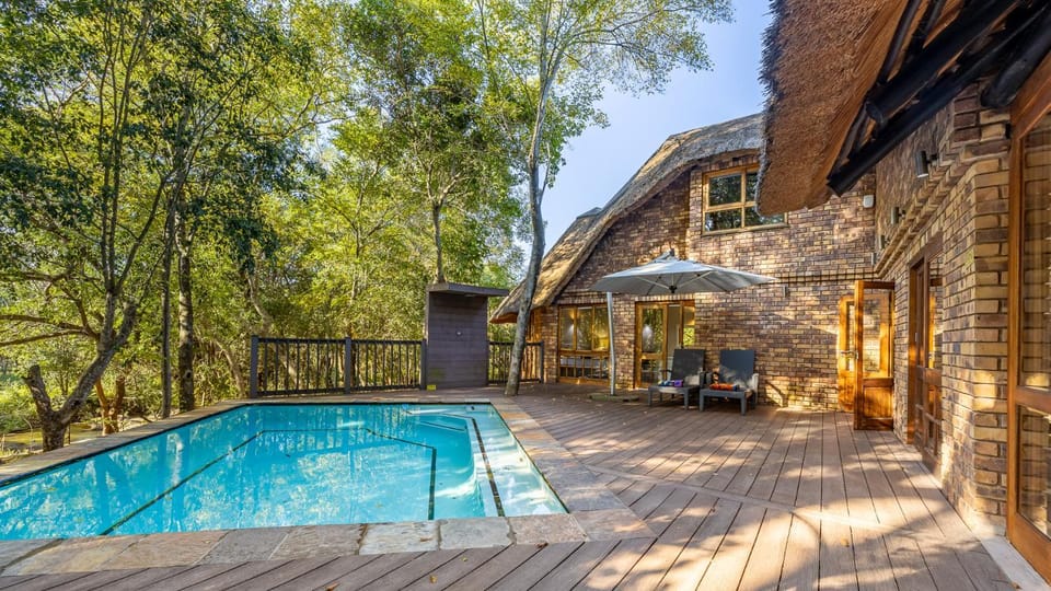 Kruger Park Lodge - IKZ2 - 3 Bedroom Chalet Chalet in South Africa