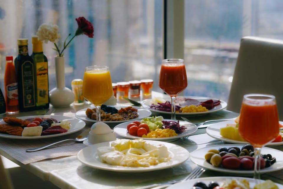 Breakfast, Buffet breakfast