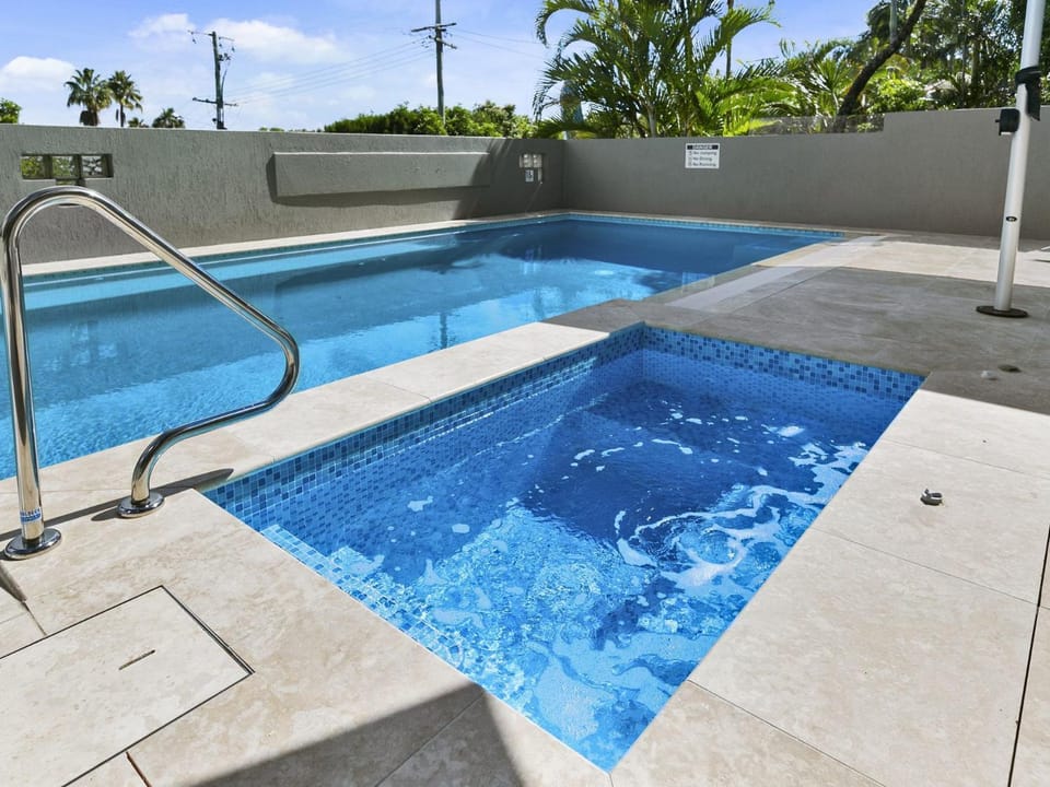 Pool view, Swimming pool, Swimming pool, sunbed