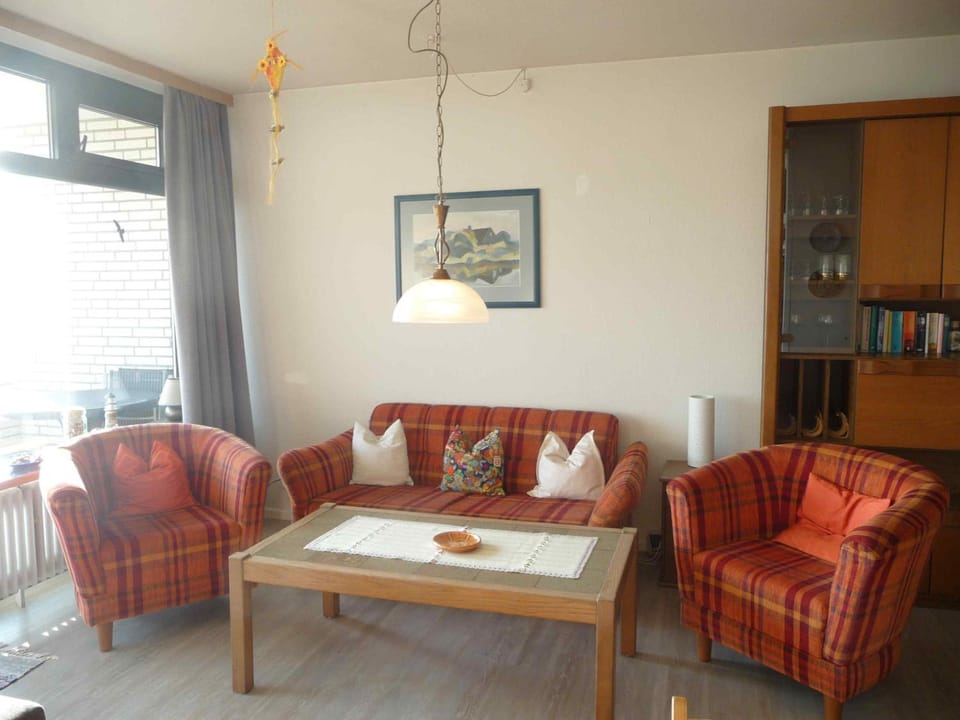 STHS79125-FeWo-Oostseebreker Apartment in Ostholstein