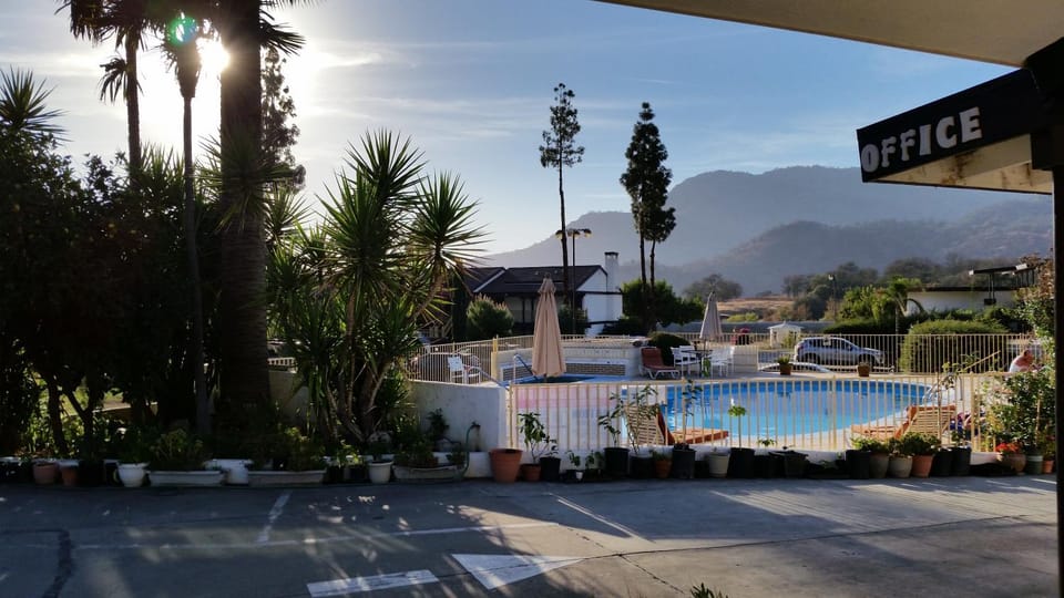 Day, Swimming pool, Swimming pool