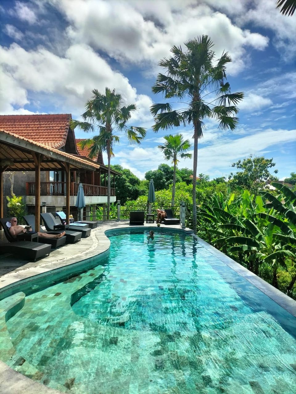 Swimming pool
