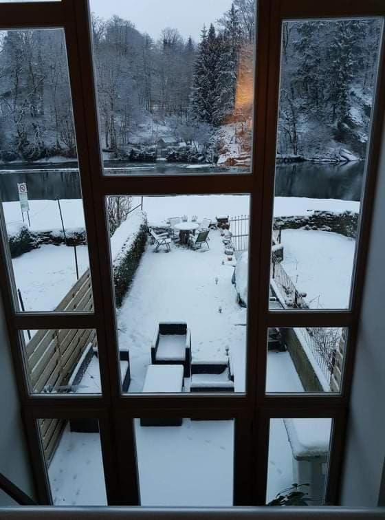 Aux bains de la Semois House in Wallonia, Belgium