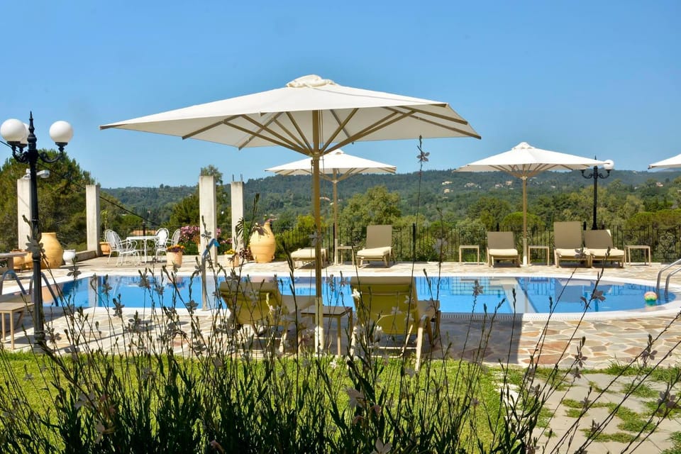 Spring, Day, Natural landscape, Garden, Garden view, Mountain view, Pool view, Swimming pool, sunbed