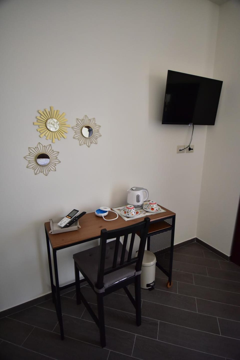 TV and multimedia, Decorative detail