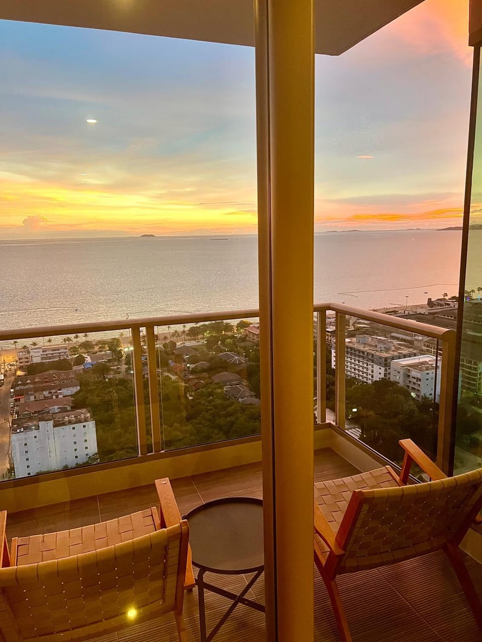 LuxSL Luxury Style of Life 6 Apartment in Pattaya City