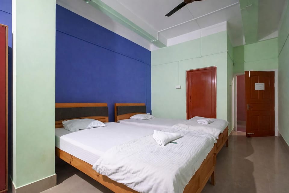 Bed, View (from property/room), Bedroom