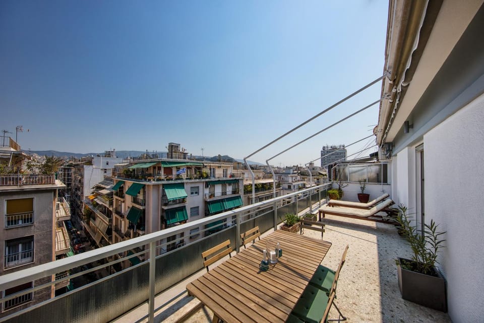 Balcony/Terrace, Balcony/Terrace, City view, Street view