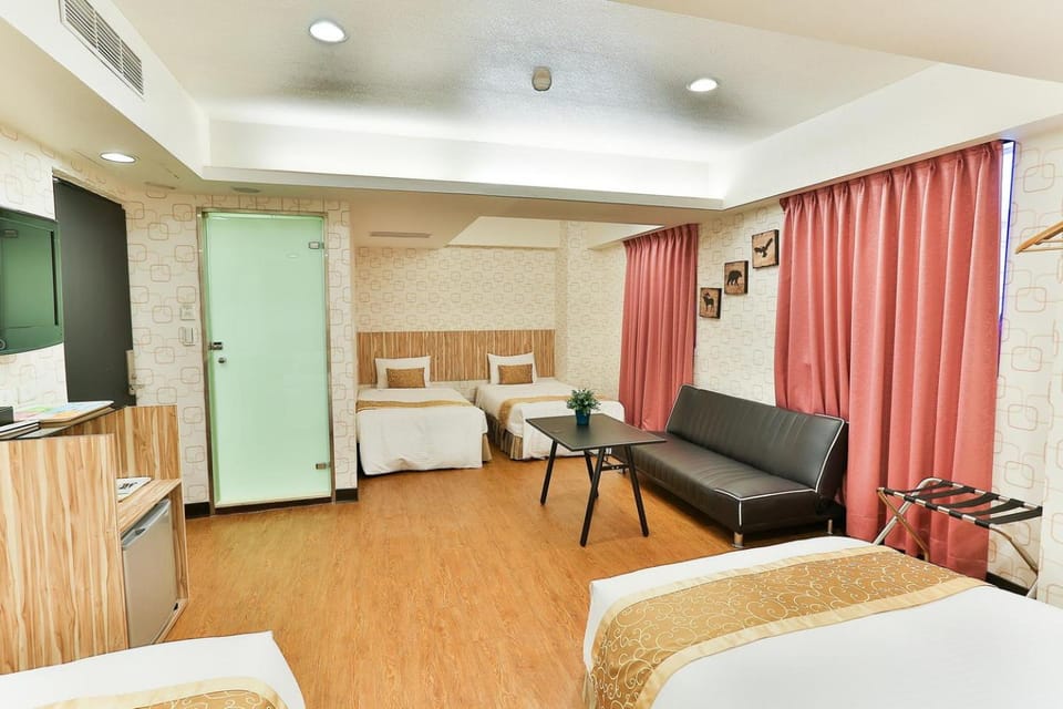 Photo of the whole room
