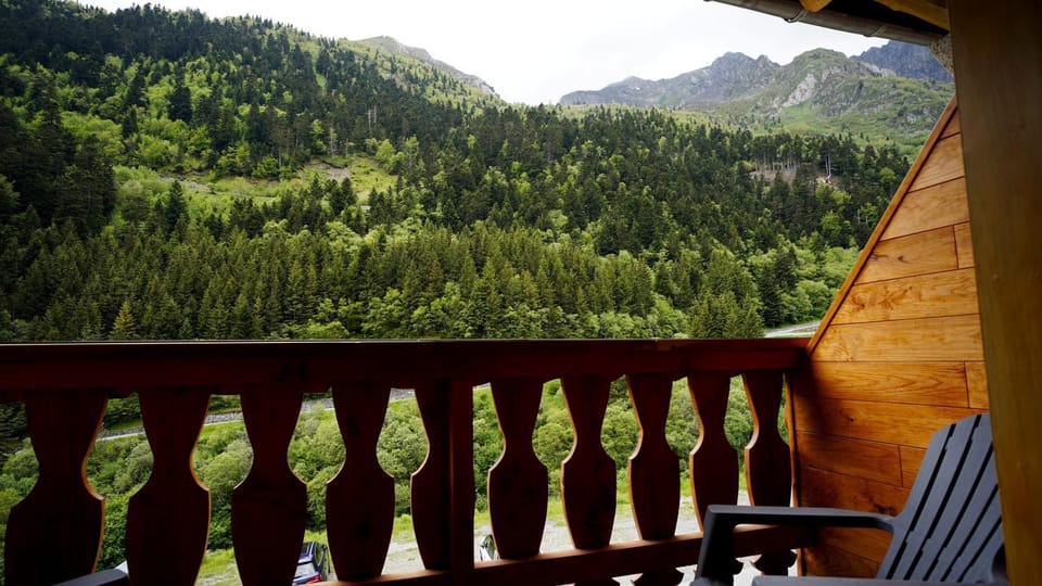 Spring, Day, Natural landscape, View (from property/room), Balcony/Terrace, Mountain view