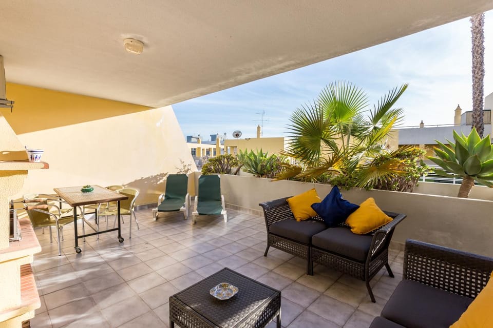 Patio, Balcony/Terrace