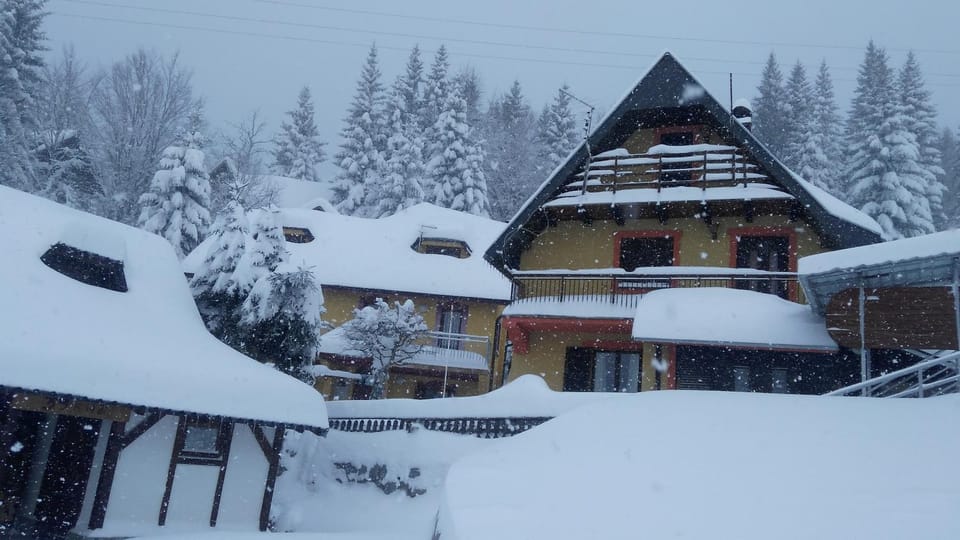 Property building, Winter