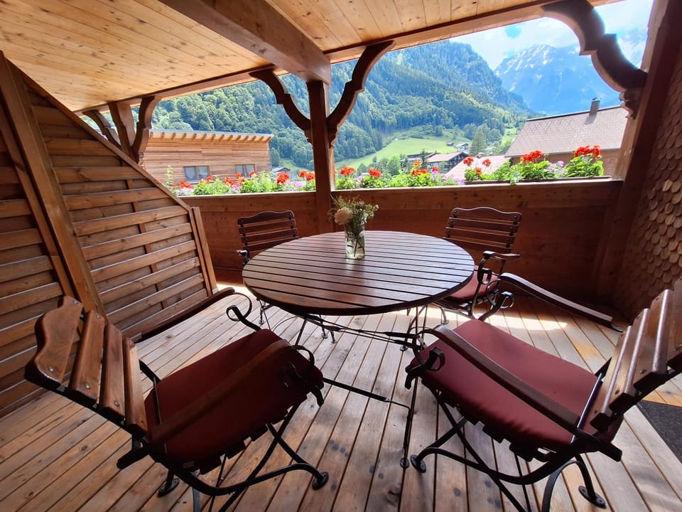 Natural landscape, View (from property/room), Balcony/Terrace, Mountain view