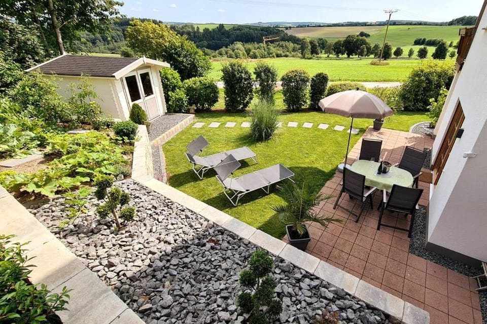 Natural landscape, Garden, Garden view, sunbed
