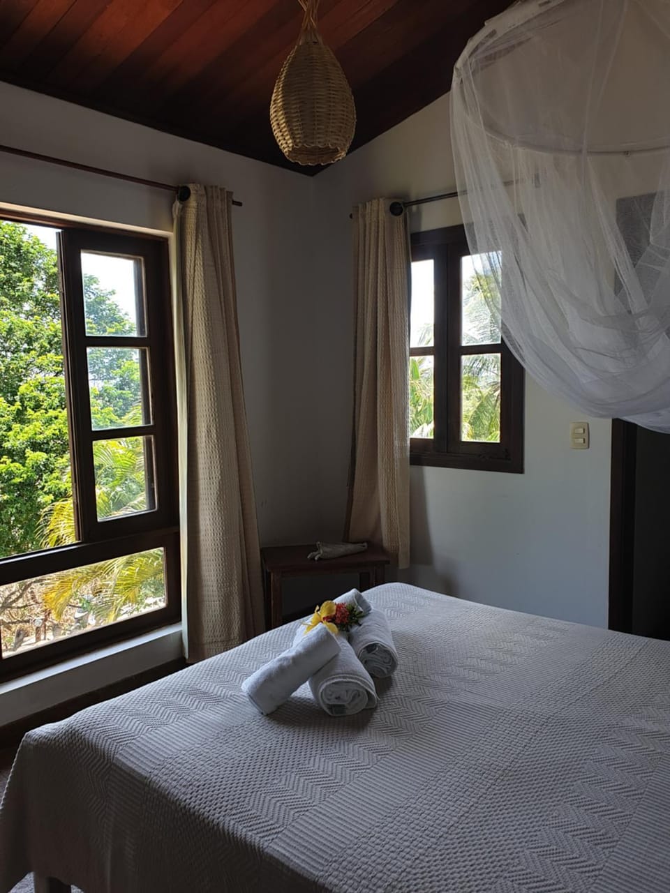 Bed, Photo of the whole room, Bedroom, Garden view
