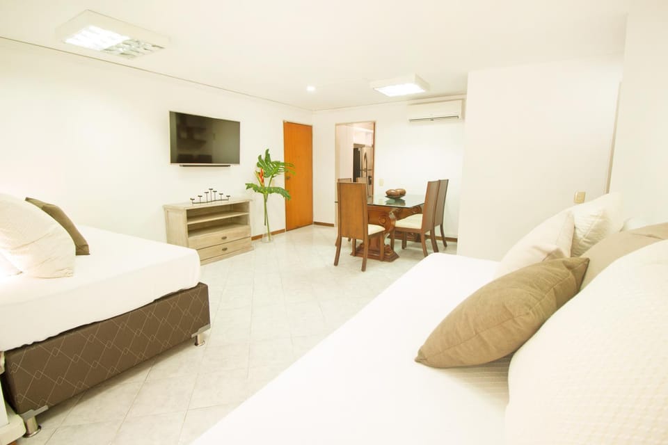 San Fernando Suite 101 - Livin Colombia Apartment in Cali