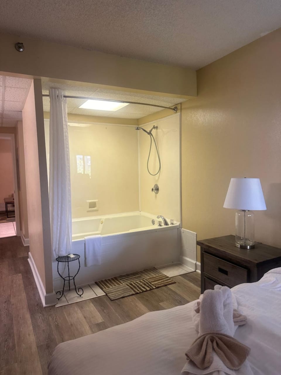 River Place Condos Riverside #309 1BD House in Pigeon Forge