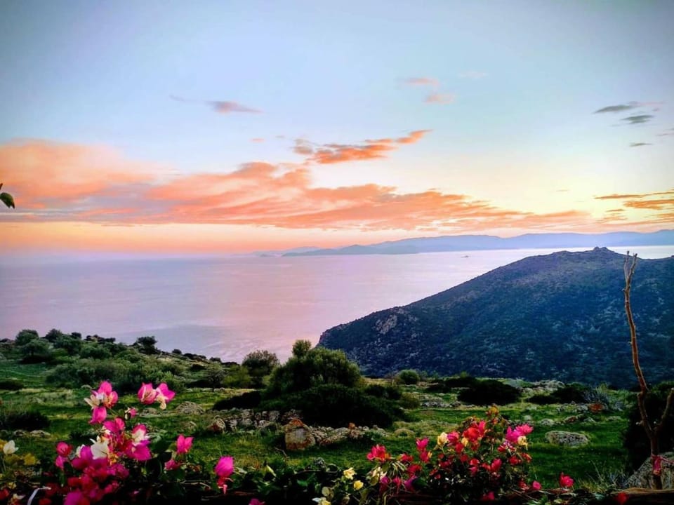 Nearby landmark, Spring, Day, Natural landscape, Mountain view, Sea view, Sunrise, Sunset