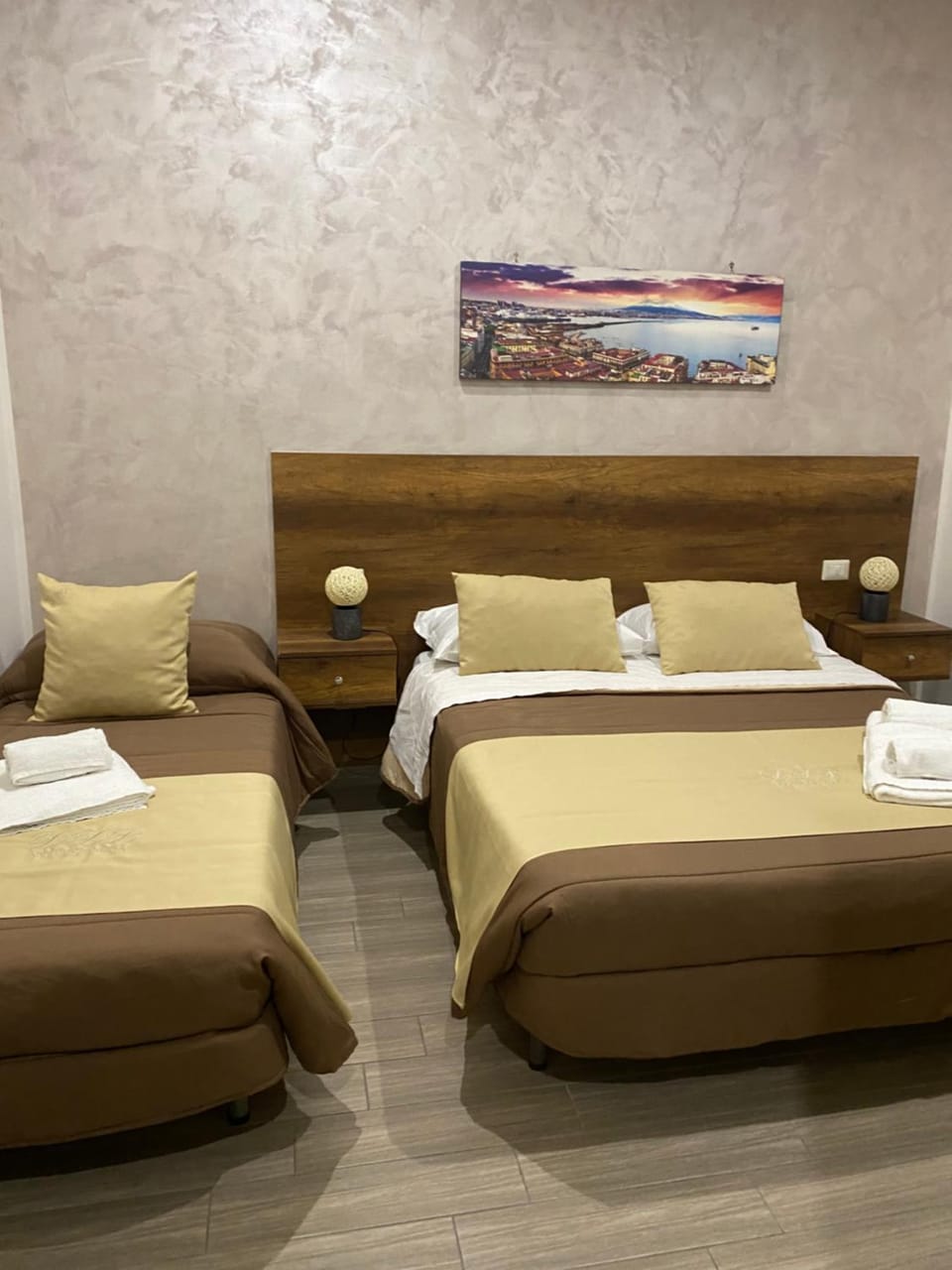 La dimora dei borboni Bed and Breakfast in Naples