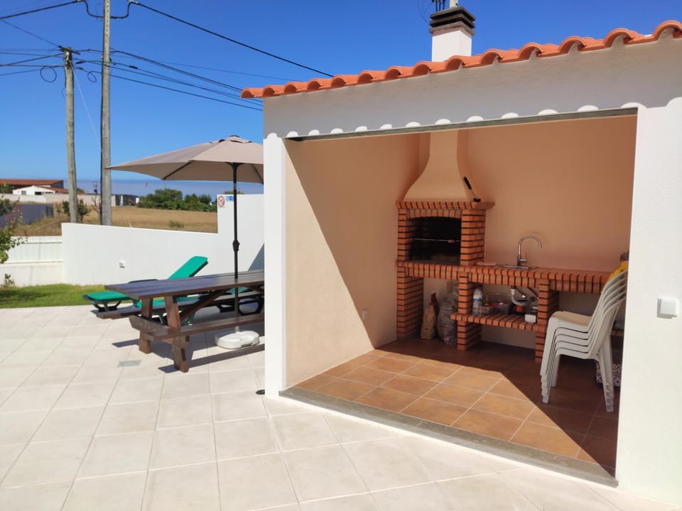 Casa das Arroteias House in Portugal